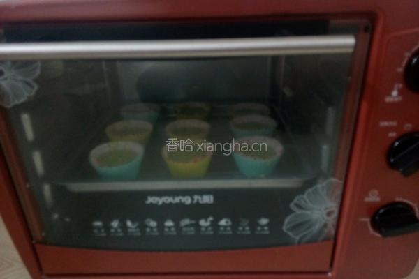 菠菜蜜豆海绵蛋糕的做法图解16