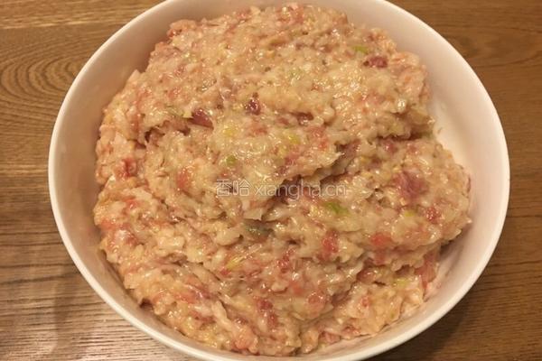 萝卜猪肉水饺的做法图解7