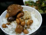 南乳猪脚的做法[图]