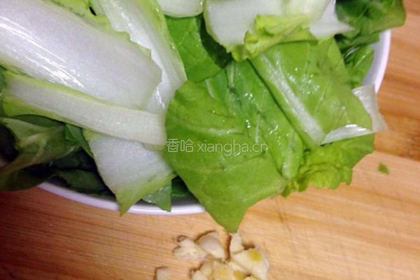 蒜蓉毛白菜的做法图解3