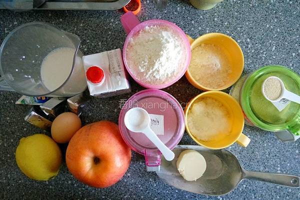 苹果乳酪奶油面包的做法图解1