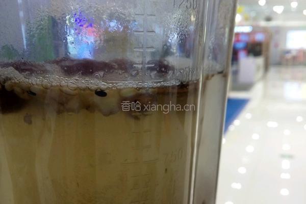 燕麦红枣花生核桃露的做法图解3