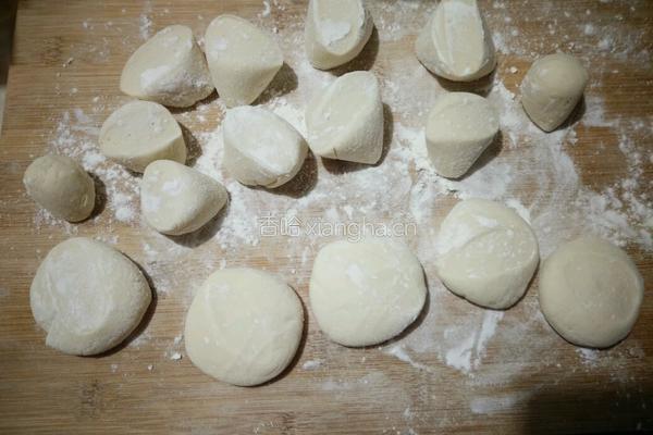 鱼嘴肉包子的做法图解16