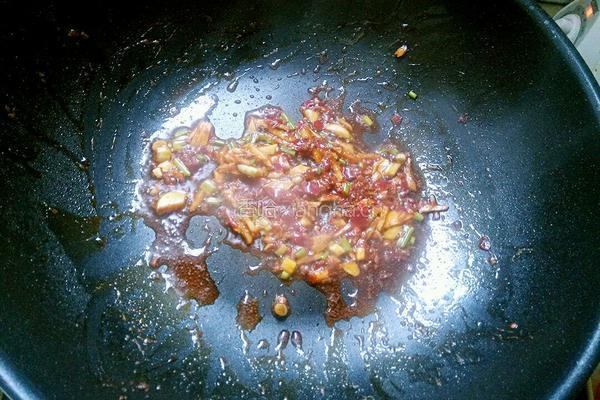 豆瓣酱烧茄条的做法图解6