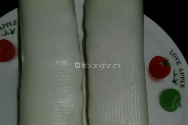 草子炒年糕的做法图解1
