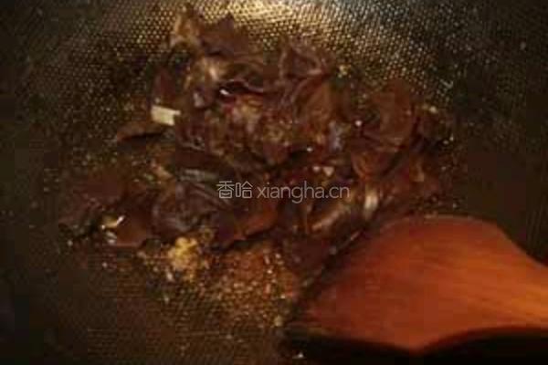 韭黄炒肉丝的做法图解4