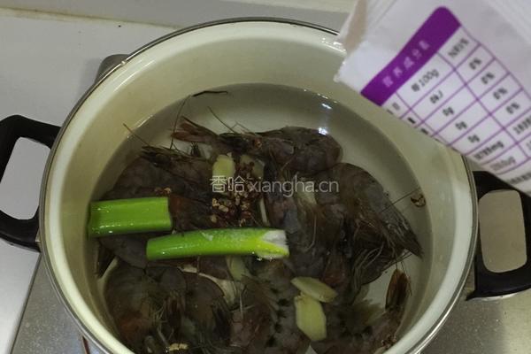 盐水大虾的做法图解3