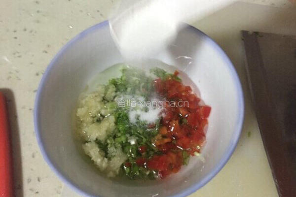 蒜蓉粉丝蒸开背虾的做法图解4