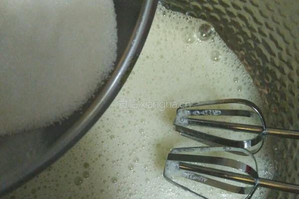 奶油菠萝夹心肉松蛋糕的做法图解7