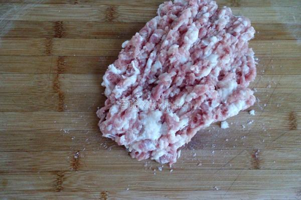 白萝卜肉馅菜饺子的做法图解5
