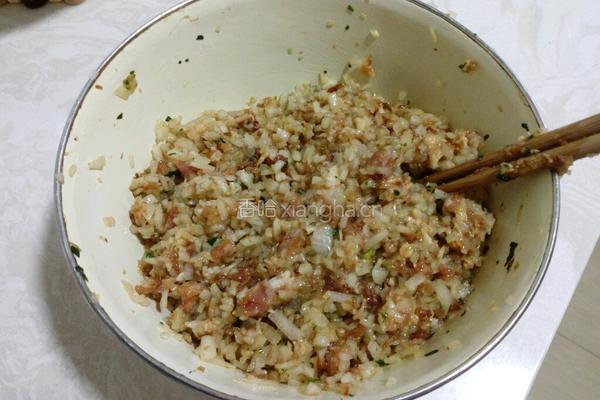 白萝卜肉馅菜饺子的做法图解9