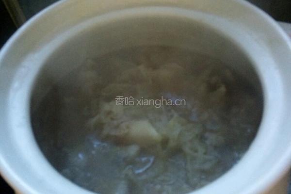 棒骨炖酸菜的做法图解10