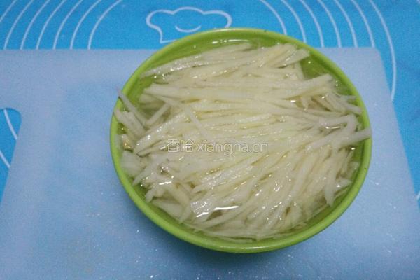 土豆丝鸡蛋卷饼的做法图解5