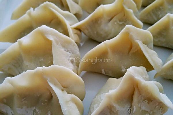 韭菜饺子的做法图解8