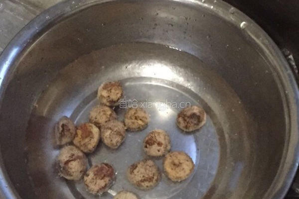 胡萝卜板栗排骨的做法图解2