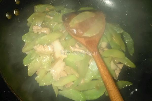 肉片炒莴笋的做法图解5