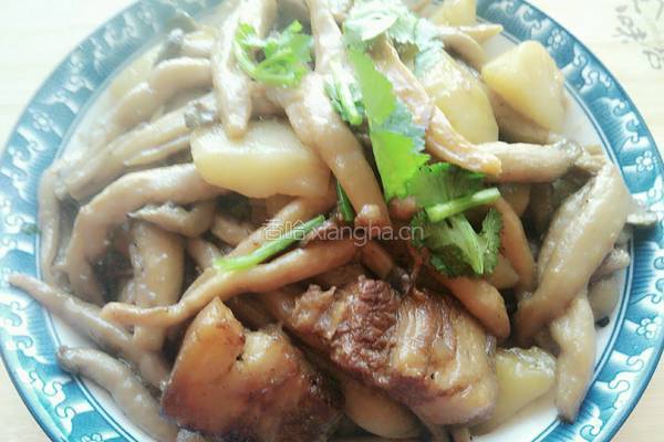 土豆炖蘑菇的做法图解10