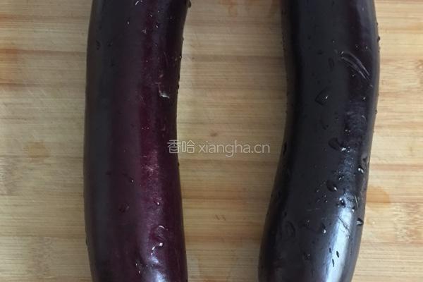 蒜泥茄子的做法图解1