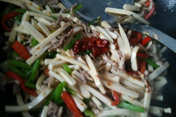 芹菜香干肉丝的做法图解7