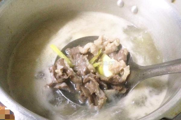 猪心瘦肉汤的做法图解8