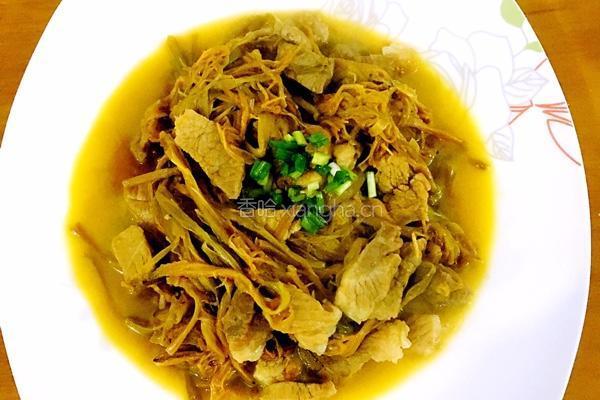黄花菜干烧肉的做法图解12