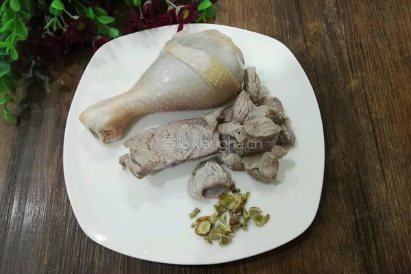 田七炖鸡汤的做法图解3