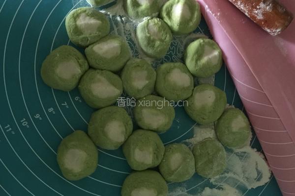 翡翠白菜水饺的做法图解6
