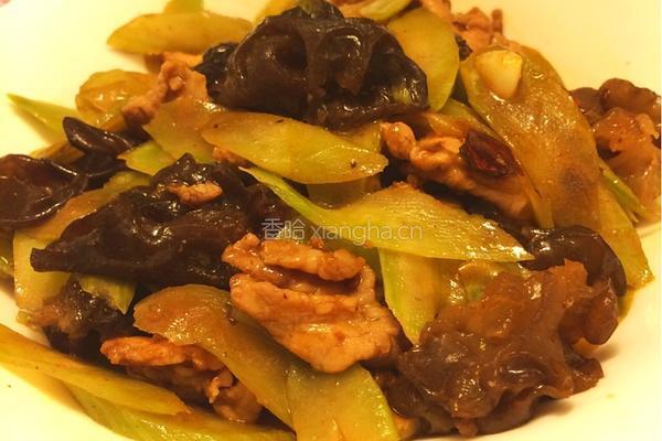 莴笋嫩滑肉片的做法图解9