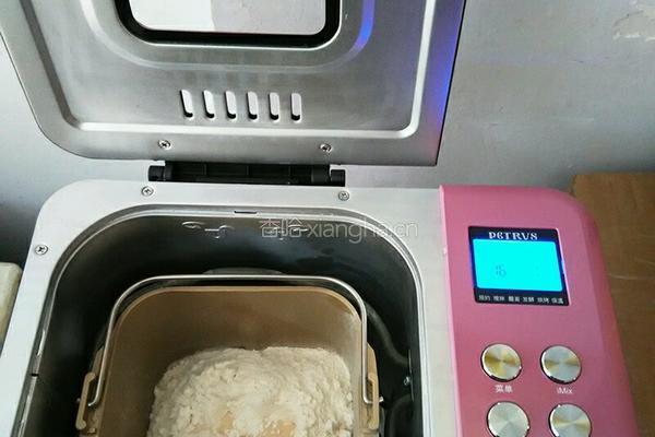 豆沙吐司面包的做法图解1