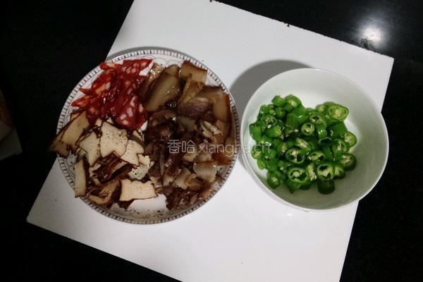 腊味大集合的做法图解1