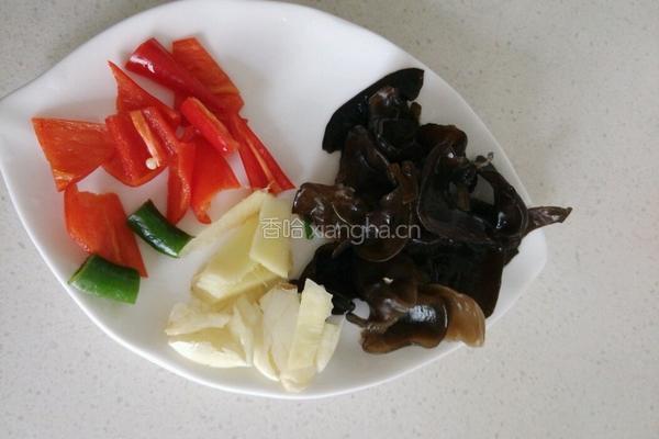 四季豆炒木耳的做法图解1