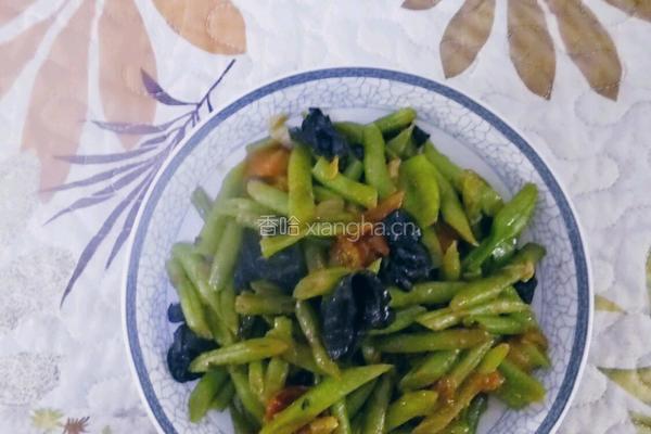 木耳炒龙豆的做法图解8