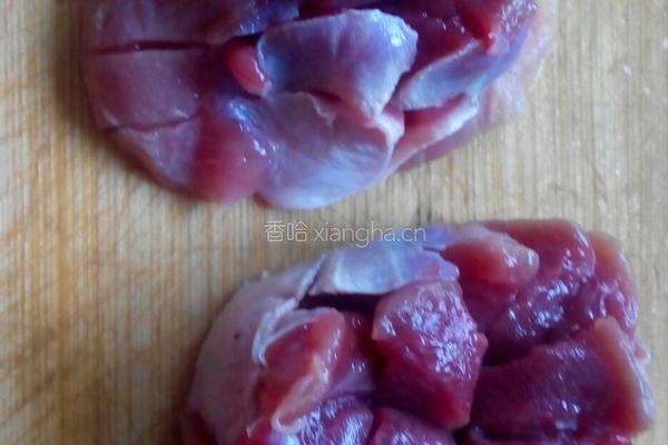 青红椒炒鸭胗的做法图解4
