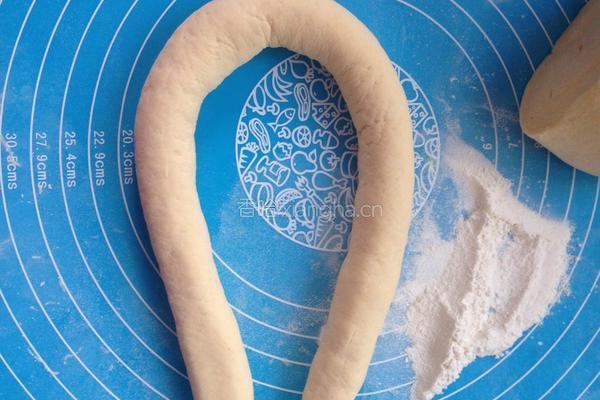 双菇鲜肉黄金饺的做法图解7