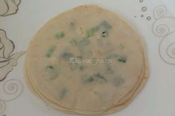 饺子皮葱油饼的做法图解8