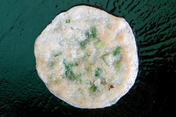 饺子皮葱油饼的做法图解9