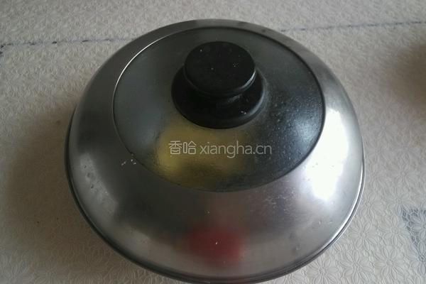 拔丝空心琉璃丸子的做法图解4