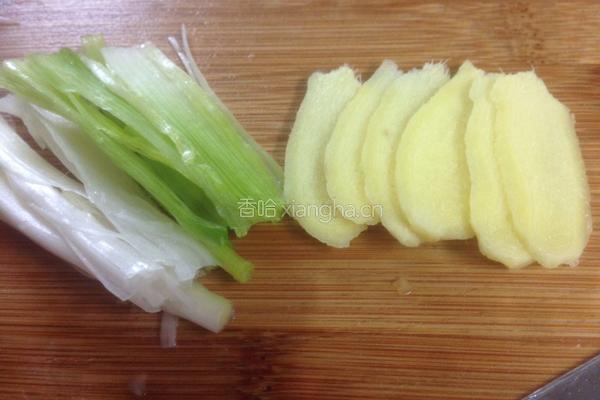 香菇蒸土鸡的做法图解6