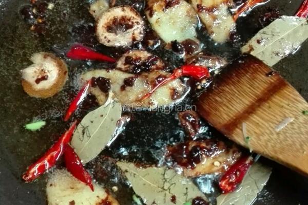 红酒烧鸭肉的做法图解4
