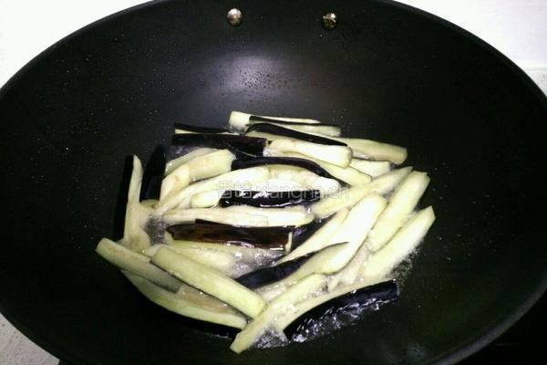 豆角烧茄子的做法图解7