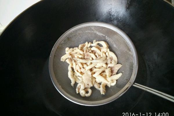 黑米卷饼-鸡丝豆芽馅的做法图解7