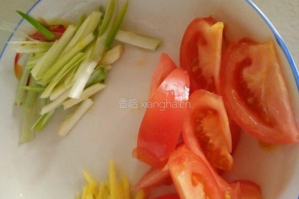 西红柿鸡蛋炒年糕的做法图解1