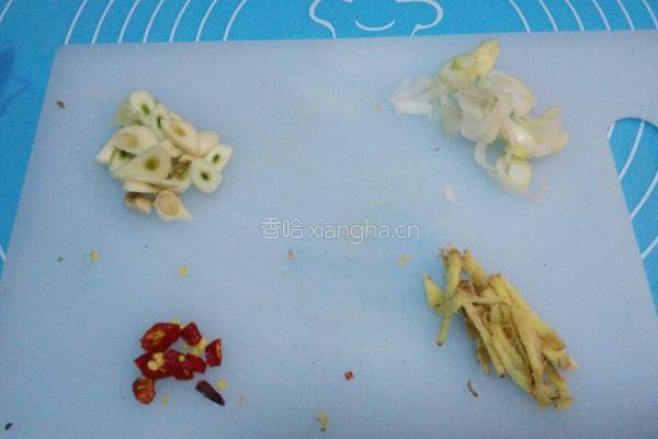 八宝豆豉粉蒸排骨的做法图解5