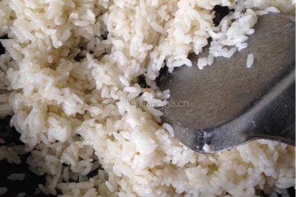 虾仁炒饭的做法图解8