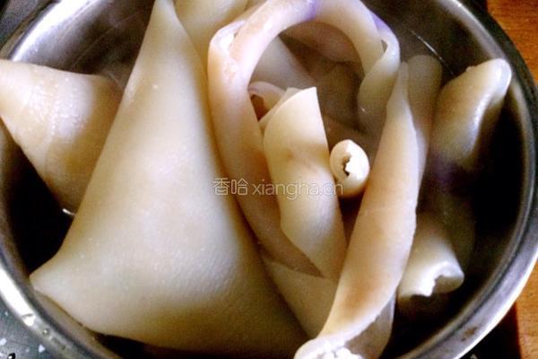 肉皮冻之年年有鱼的做法图解5