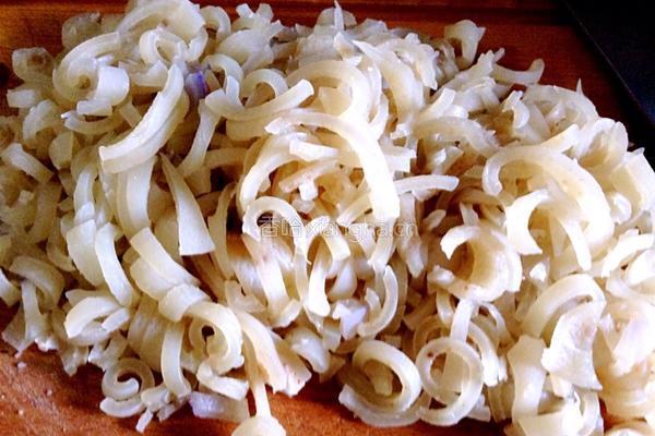 肉皮冻之年年有鱼的做法图解9