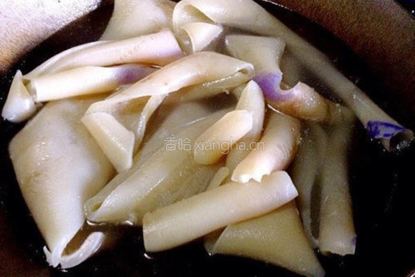 五彩肉皮冻之富贵花开的做法图解6