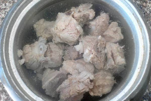 虫草花核桃猪骨汤的做法图解6