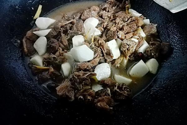 山药焖鸭肉的做法图解11