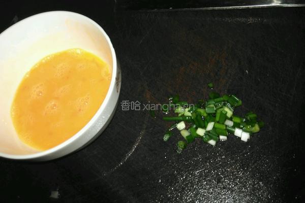 番茄蛋花汤的做法图解2